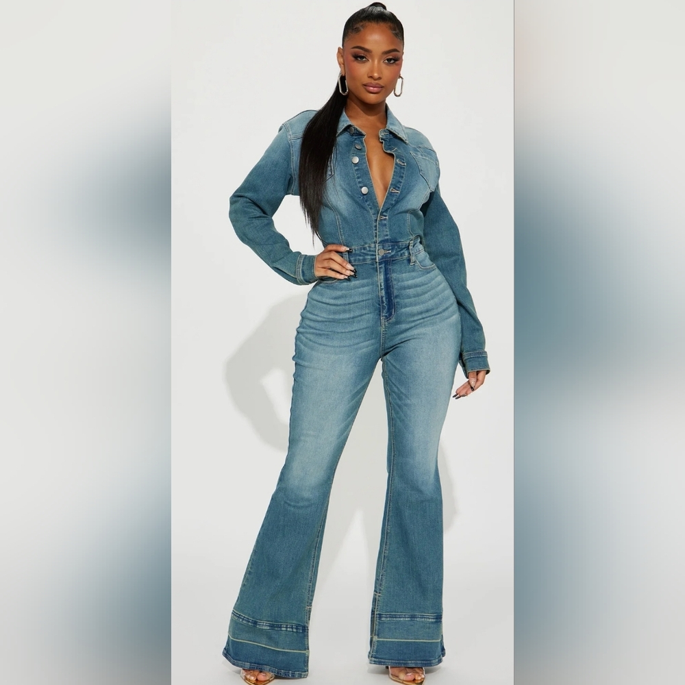 FASHION NOVA 'Playing Games' Women's Denim Jumpsuit - NEW